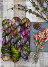 Load image into Gallery viewer, Flower Crown-Seductress Sock