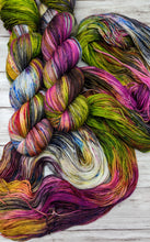 Load image into Gallery viewer, Flower Crown-Dyed to Order