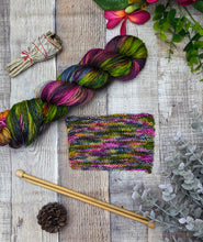 Load image into Gallery viewer, Flower Crown-Bombshell Worsted
