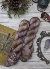 Load image into Gallery viewer, 'Shroom-Bombshell Worsted