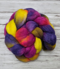 Load image into Gallery viewer, Bahama Mama-Corriedale-Combed Top-Ready to Ship