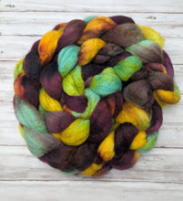 Load image into Gallery viewer, Anthophile-Blue-Faced Leister-Combed Top-Ready to Ship