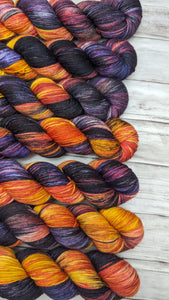 Paris of the Plains-Bombshell Worsted