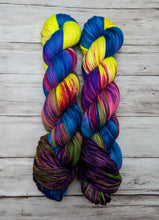 Load image into Gallery viewer, Dancing Queen-Bombshell Worsted