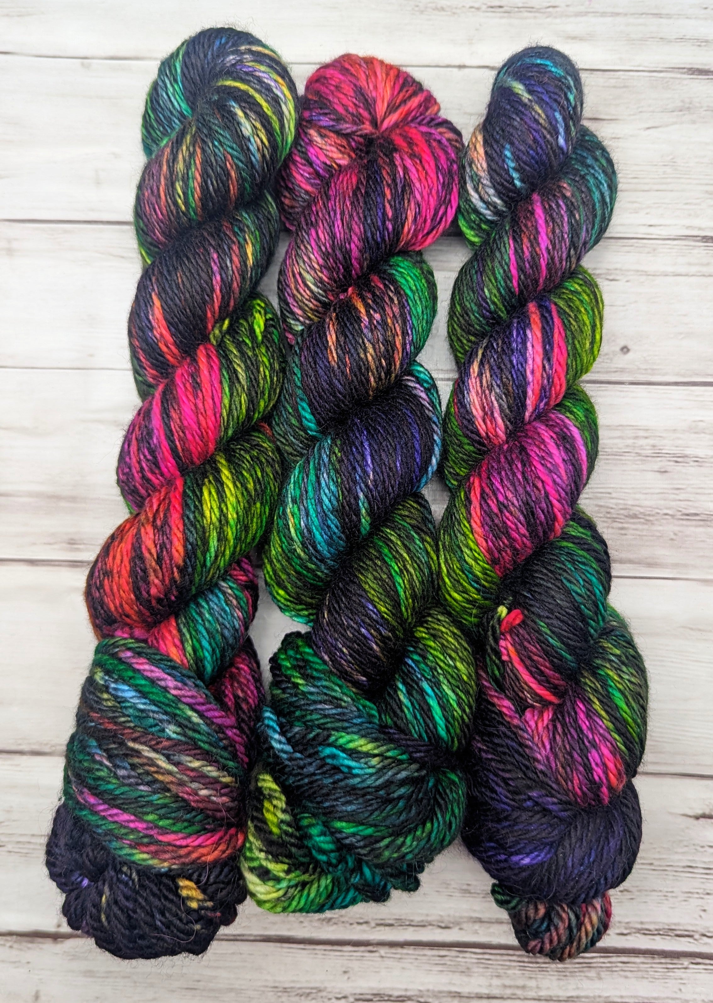 Poison Garden-Vamp Bulky – Potion Yarns