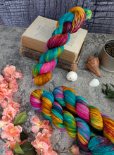 Load image into Gallery viewer, Tiki Bar-Foxy Sock