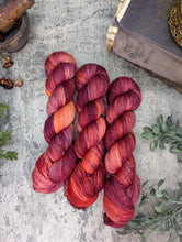 Load image into Gallery viewer, Velvet Rose-Foxy Sock