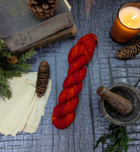 Load image into Gallery viewer, Dante-Bombshell Worsted