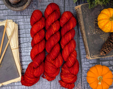 Load image into Gallery viewer, Dante-Bombshell Worsted