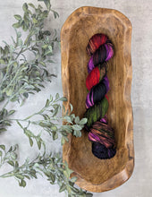 Load image into Gallery viewer, Lovecraft-Temptress DK