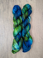 Load image into Gallery viewer, Ghoulish-Temptress DK