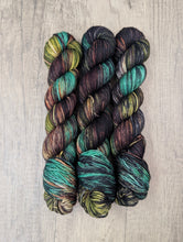 Load image into Gallery viewer, Curiosity Cabinet-Temptress DK