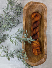 Load image into Gallery viewer, Pocketwatch-Bombshell Worsted