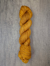 Load image into Gallery viewer, Brass Goggles-Bombshell Worsted