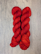 Load image into Gallery viewer, Dante-Bombshell Worsted