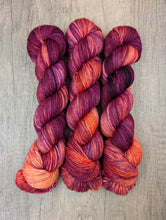 Load image into Gallery viewer, Velvet Rose-Bombshell Worsted
