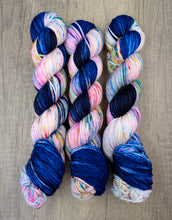 Load image into Gallery viewer, Plaza Lights-Bombshell Worsted