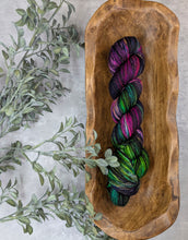 Load image into Gallery viewer, Poison Garden-Bombshell Worsted