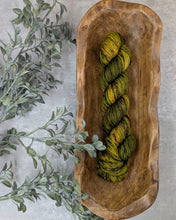 Load image into Gallery viewer, Labyrinth Path-Bombshell Worsted