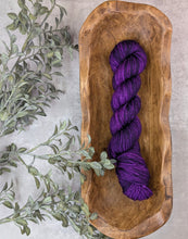 Load image into Gallery viewer, Impudent Hussy-Bombshell Worsted