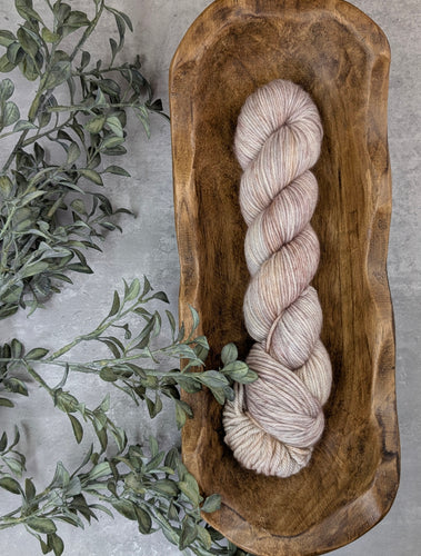 Opera Glasses-Bombshell Worsted