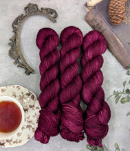 Load image into Gallery viewer, Pimpernel-Bombshell Worsted