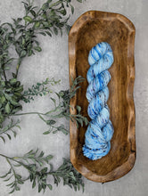 Load image into Gallery viewer, Drink Me-Bombshell Worsted