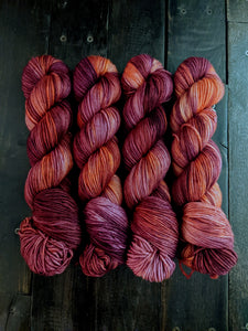 Velvet Rose-Dryad DK